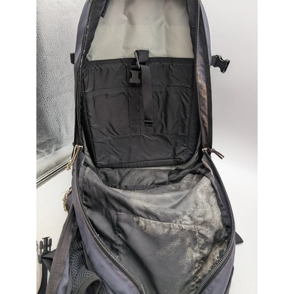 Patagonia Black Charcoal Grey Multi Compartment Hiking Travel Backpack Bag